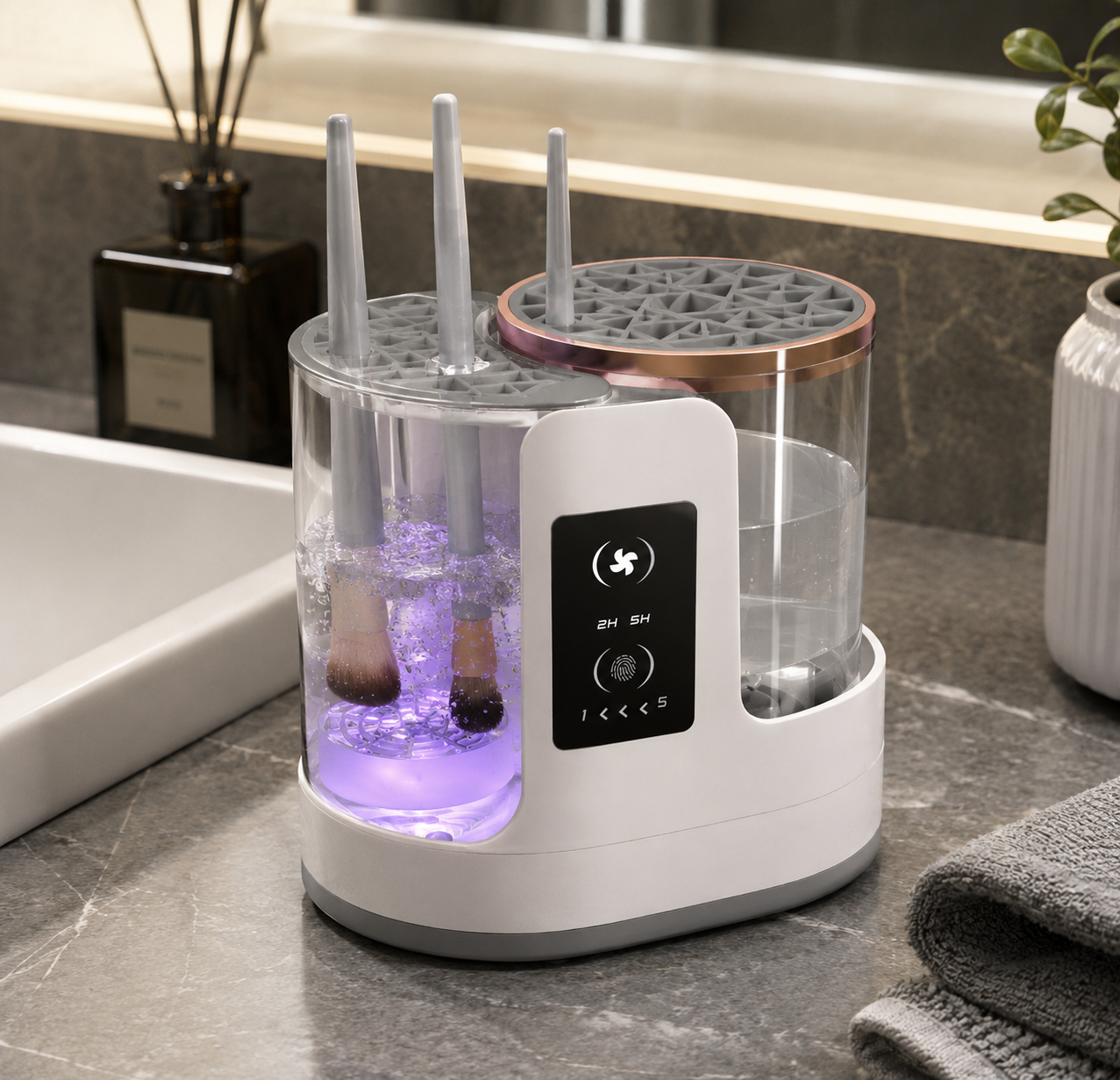 Novo Elektrischer Make-up Pinselreiniger mit Trocknungsstation